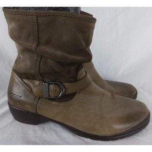Bogs Brown Cassie Low 78418-233 Leather Ankle Winter Bootie Women's Size 11
